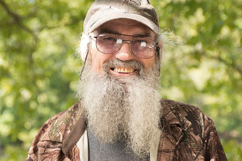 Robertson Family Faces Health Battles: Prayers for Uncle Si's Recovery and Phil's Ongoing Struggles