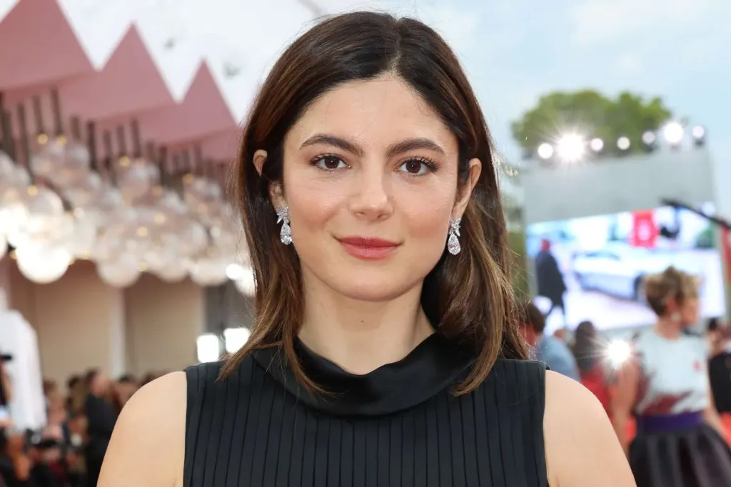 Monica Barbaro Handles Wardrobe Malfunction Gracefully at Venice Film Festival